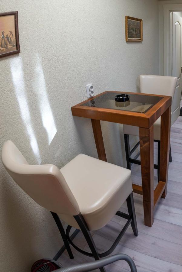 E 14 Aparthotel Berekfürdő Kültér fotó