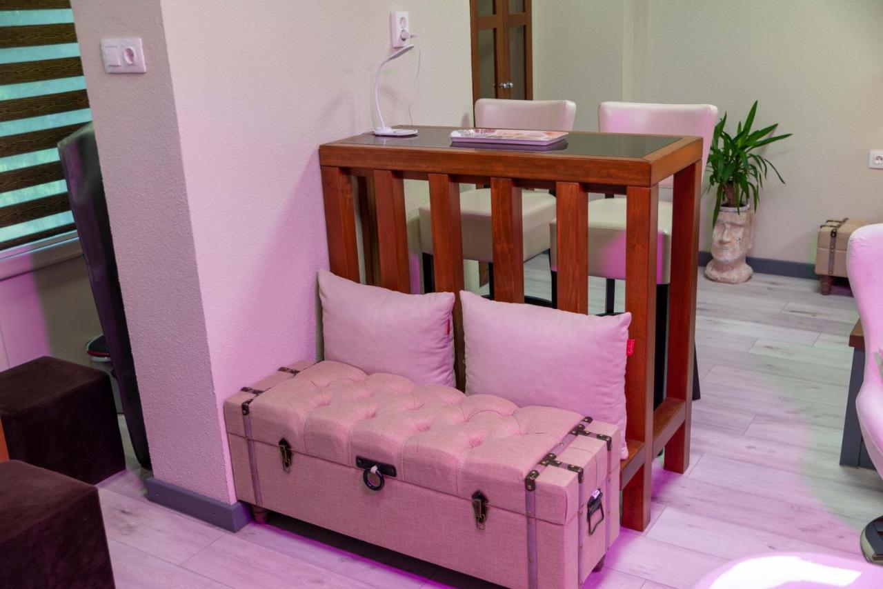 E 14 Aparthotel Berekfürdő Kültér fotó