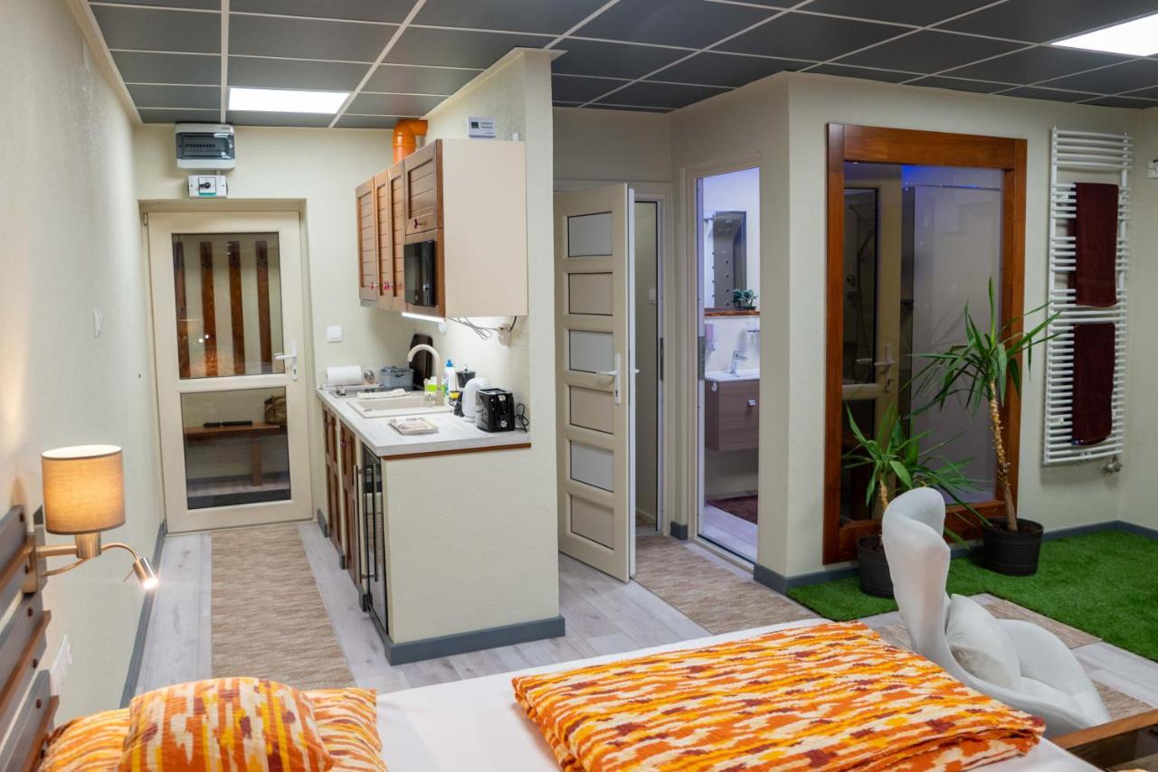 E 14 Aparthotel Berekfürdő Kültér fotó
